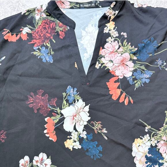 Womens Plus Size Floral Blouse with Notch Neck Cuffed Sleeve Size 3XL - Picture 11 of 13